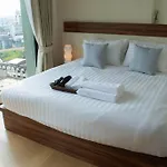Lovely 1-Bedroom Condo Near Night Barzaar