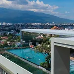 Lovely 1-Bedroom Condo Near Night Barzaar